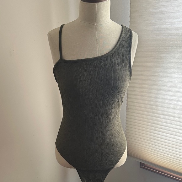 wild fable Tops - NWT bodysuit